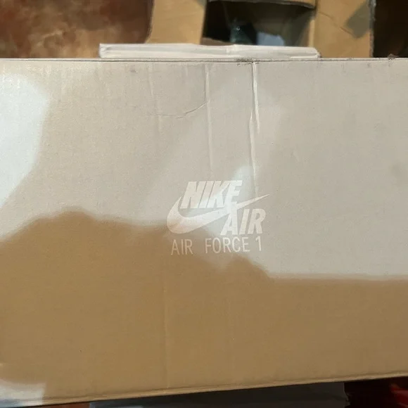 Nike Air Force 1.. Pink and White.. - Picture 5 of 6